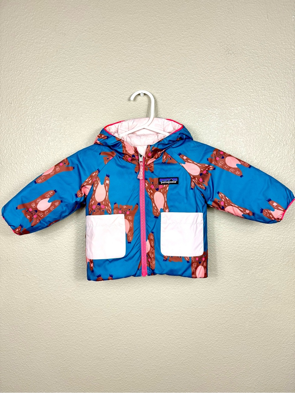 Patagonia Down Sweater Hoody Reversible Bear‎ Print puffer Jacket HTF RARE J